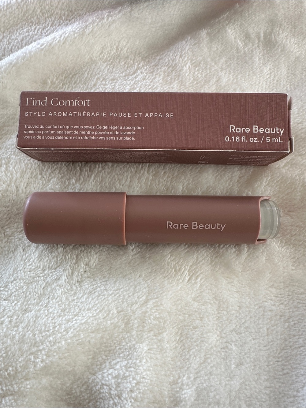 NIB Rare Beauty Find Comfort Aromatherapy Pen